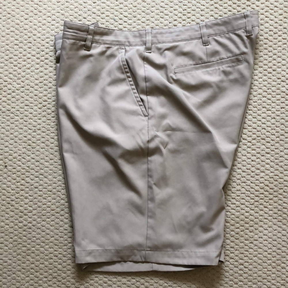 Men’s IZOD Golf Shorts, Khaki